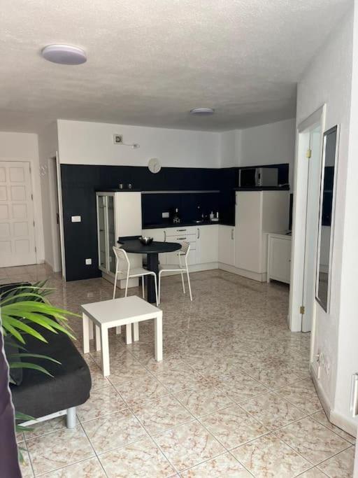 Heyhome Lynn 306 Los Cristianos  Buitenkant foto